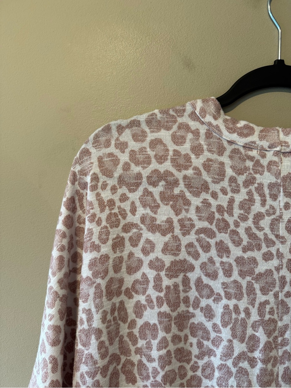 Ricki's Muted Tones Taupe/Blush/Off-White Animal Print Kimono Cardigan - Picture 13 of 16